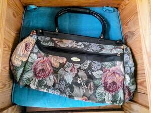 Vintage Concourse Floral Tapestry Duffle Travel Bag Black Vinyl Trim Rose...